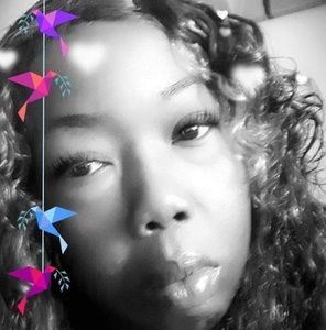 Meet your Posher, Amber